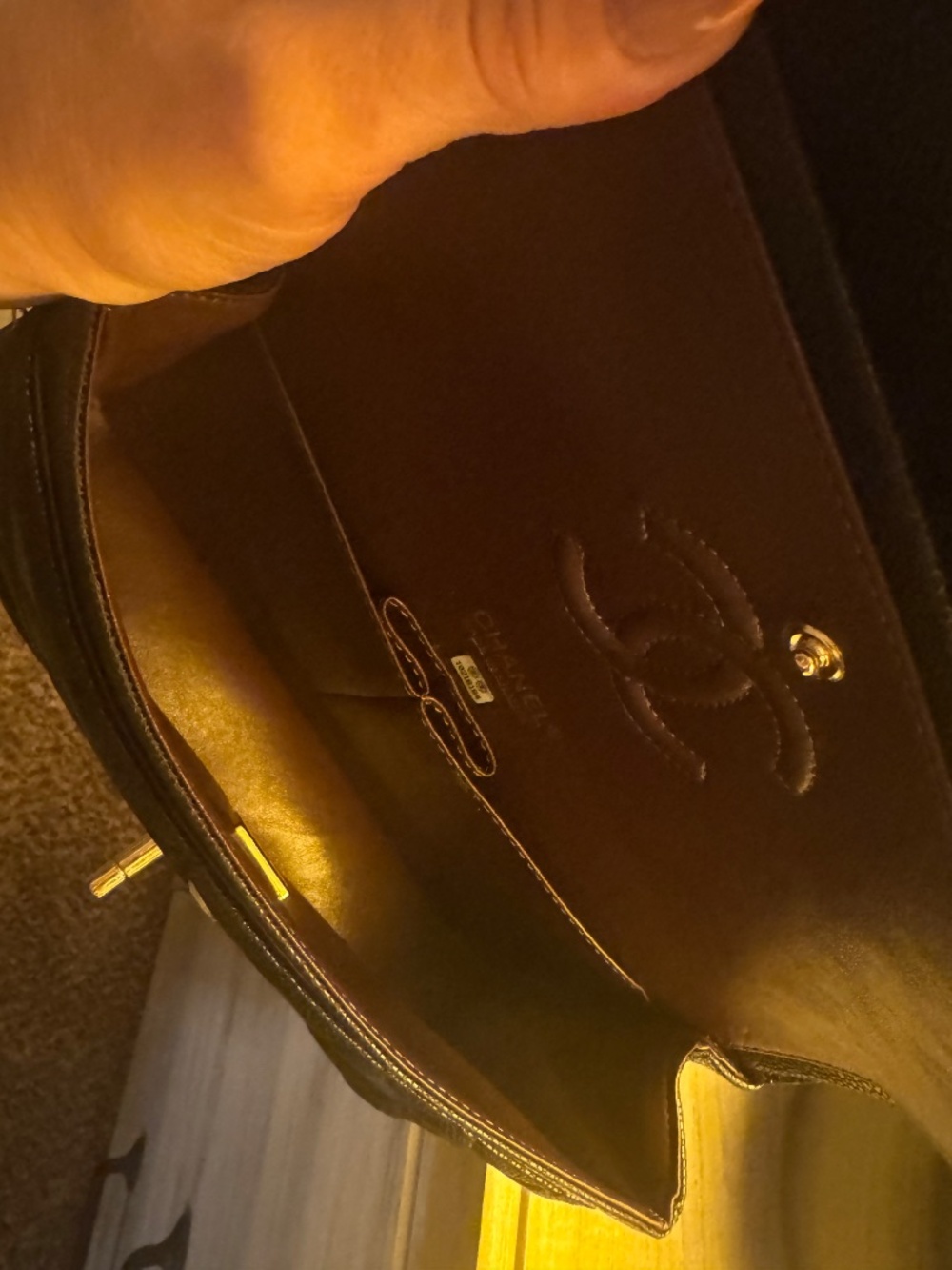 Chanel Handbag - Picture 3 of 6